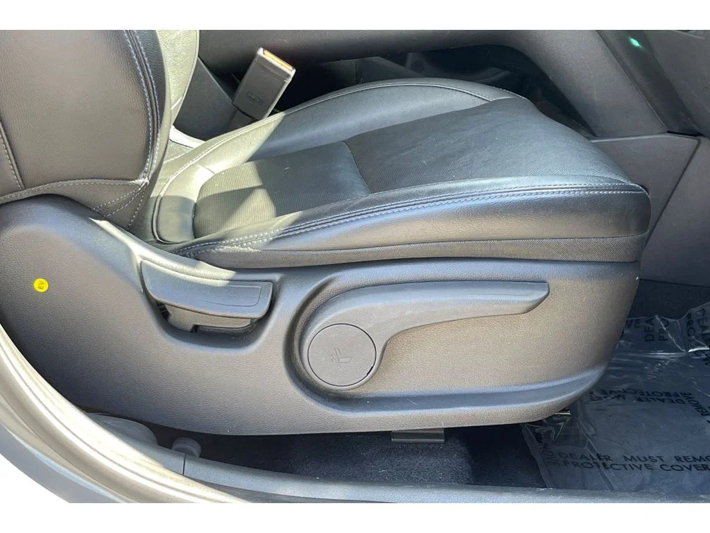 Used 2023 Galactic Gray Hyundai Limited image 24