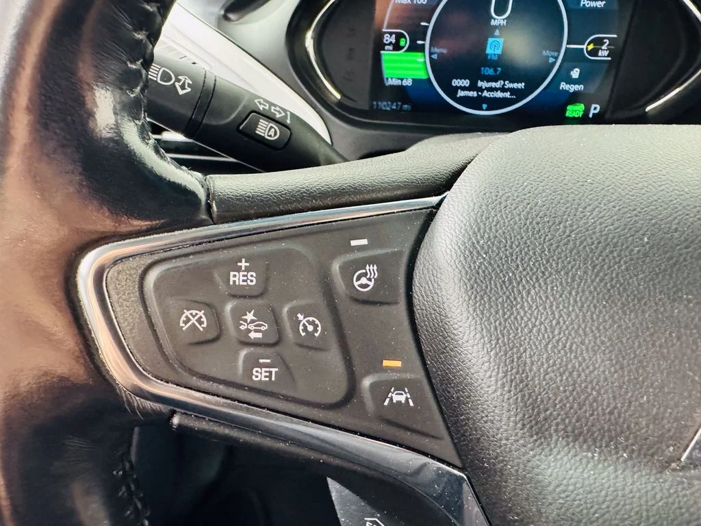 Used 2021 Gray Chevrolet LT image 11