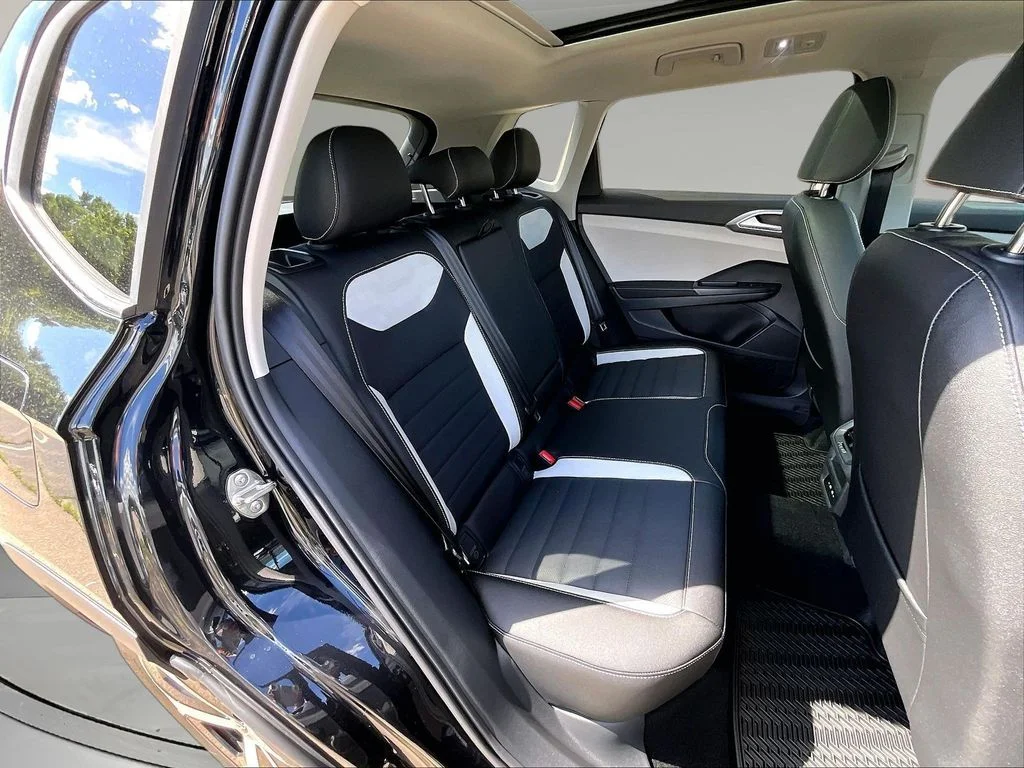 New 2026 Black Volkswagen 1.5T SEL image 25