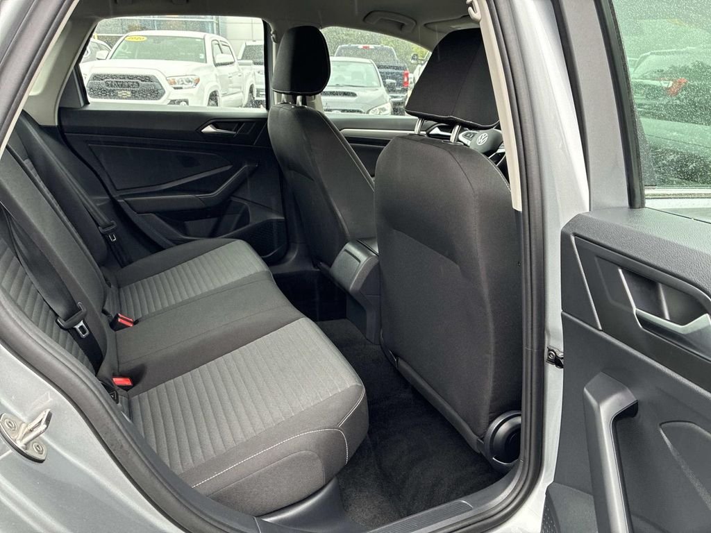 Used 2024 Silver Volkswagen 1.5T S image 10