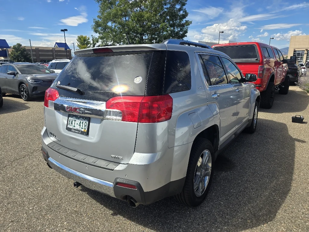 Used 2013 Quicksilver Metallic GMC SLT image 17
