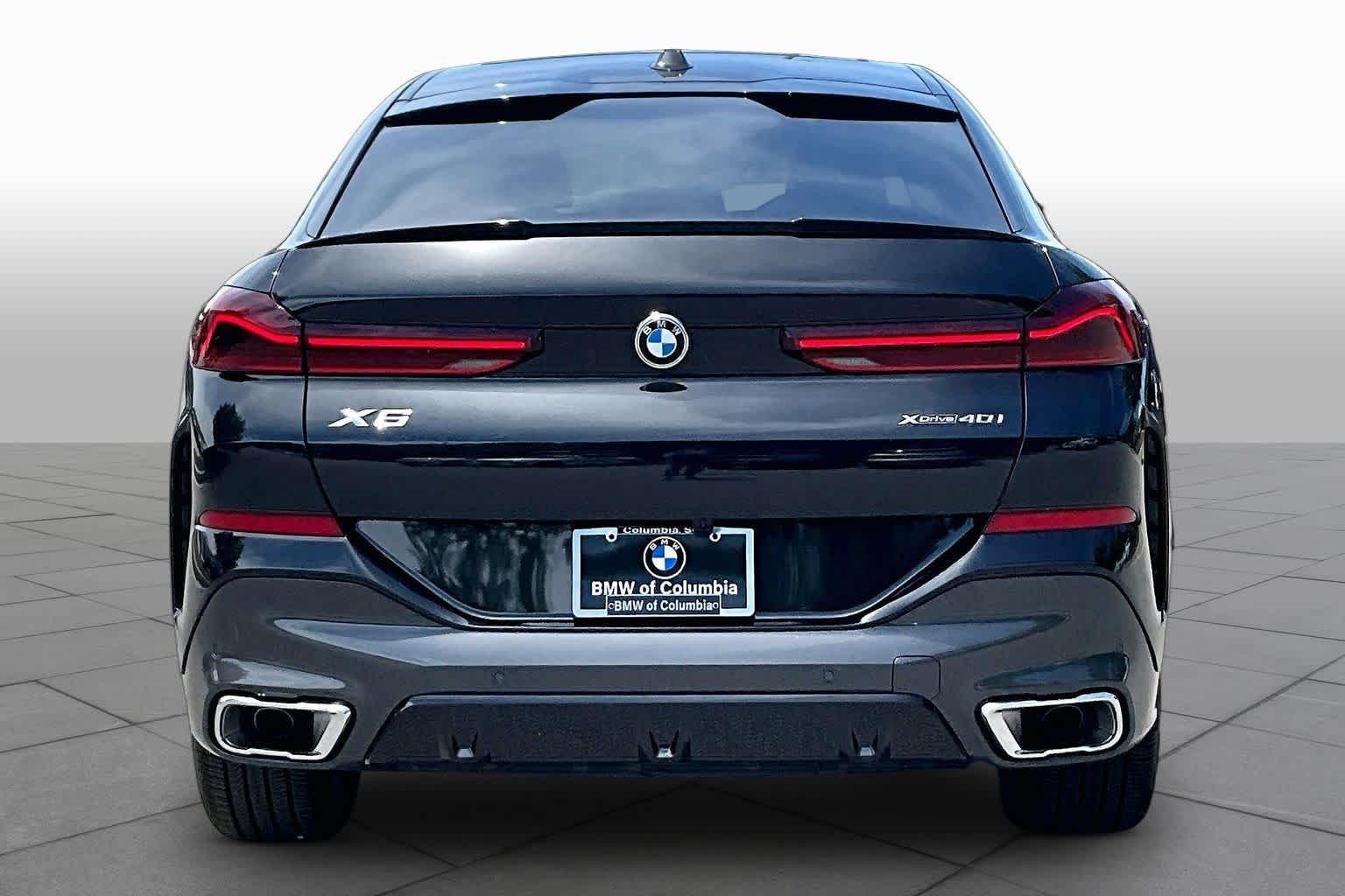 New 2026 Black Sapphire Metallic BMW xDrive40i image 4