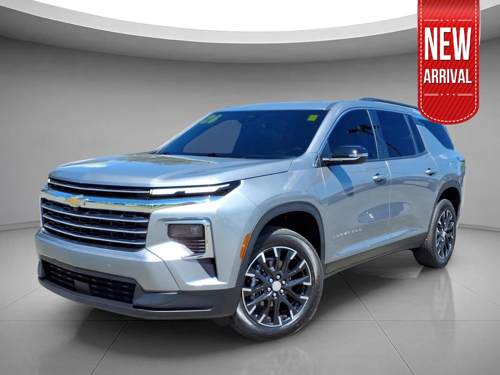 Used 2026 Sterling Gray Metallic Chevrolet FWD LT image 1