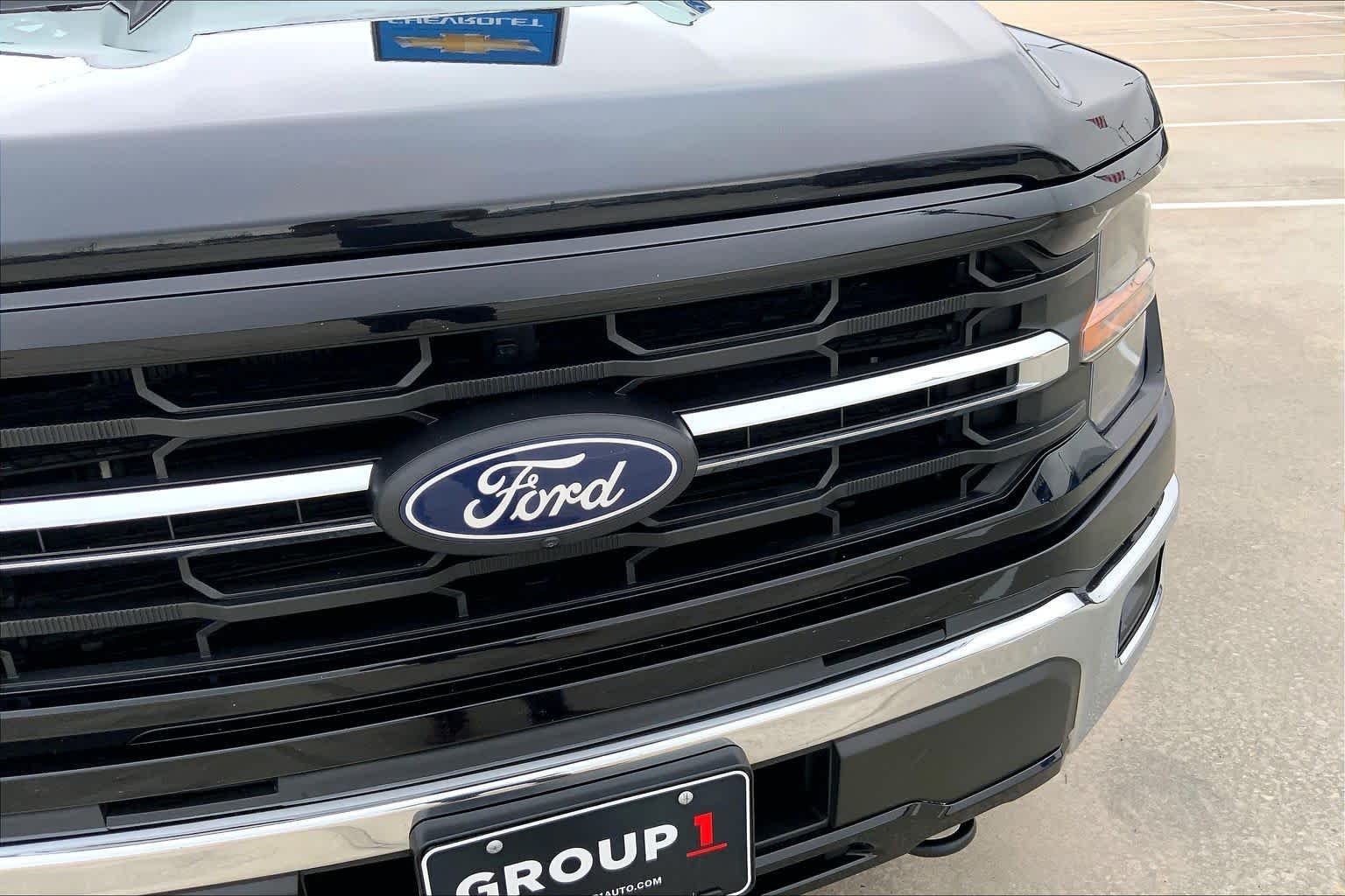 Used 2024 Agate Black Metallic Ford XLT image 44