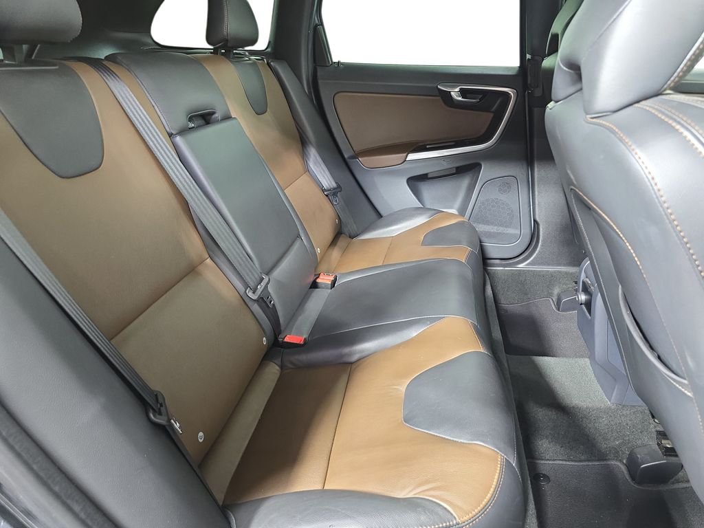 Used 2016 Gray Volvo T5 Drive-E Premier image 26