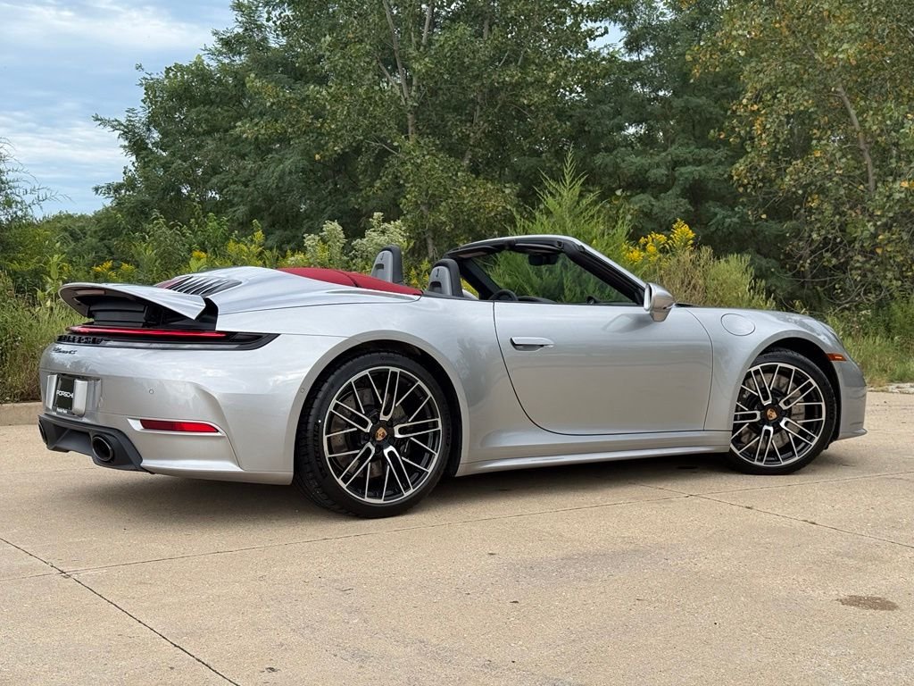 New 2026 GT Silver Metallic Porsche  image 7