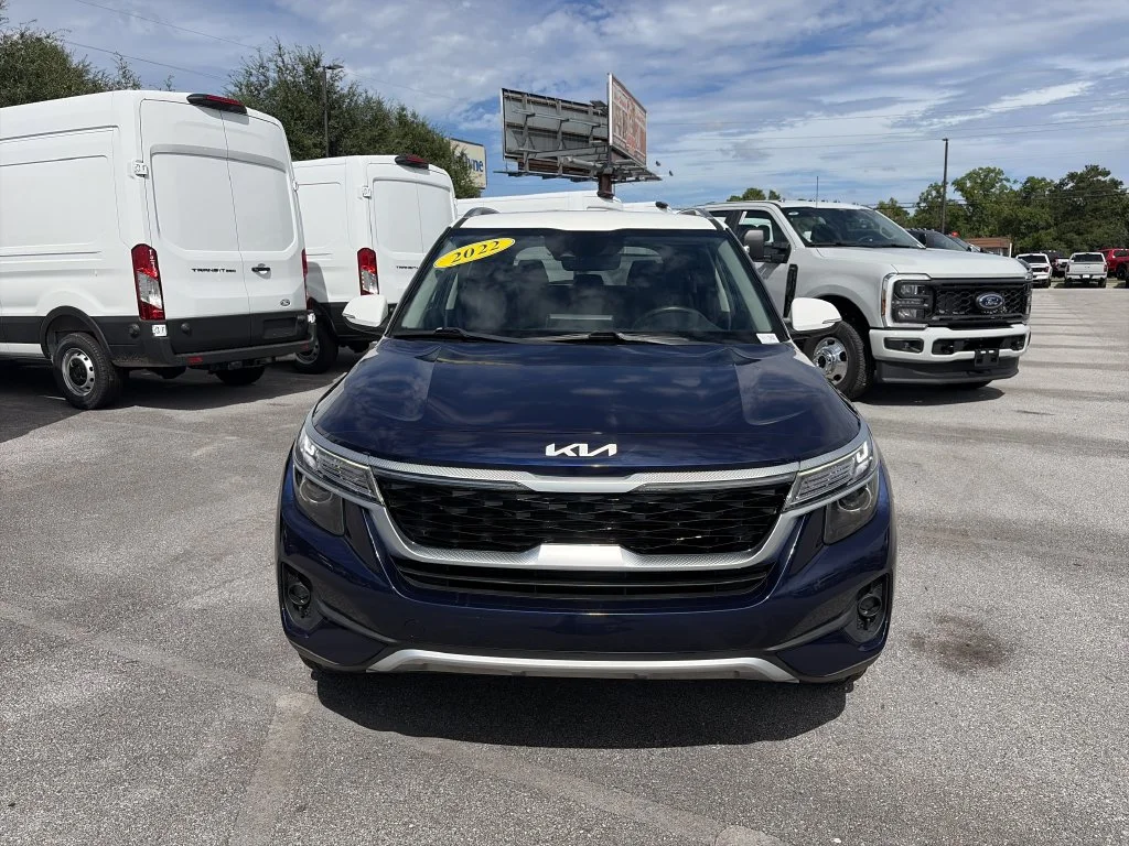 Used 2022 Blue Kia S image 10
