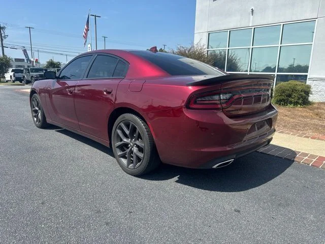 Used 2023 Red Dodge SXT image 9