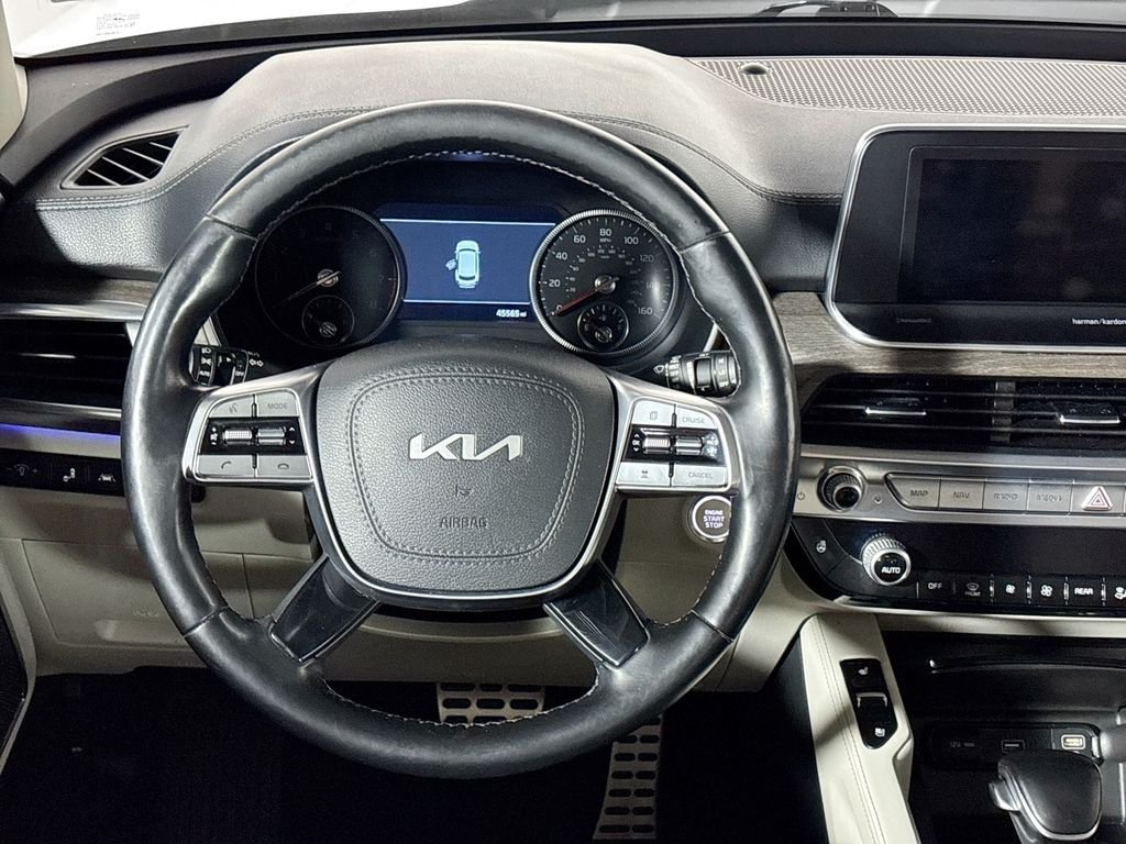 Used 2022 White Kia SX image 13