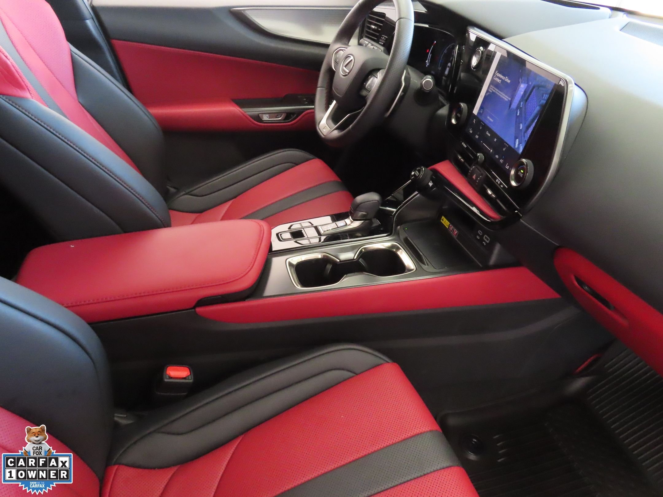 Used 2024 White Lexus 350 F SPORT Handling image 26
