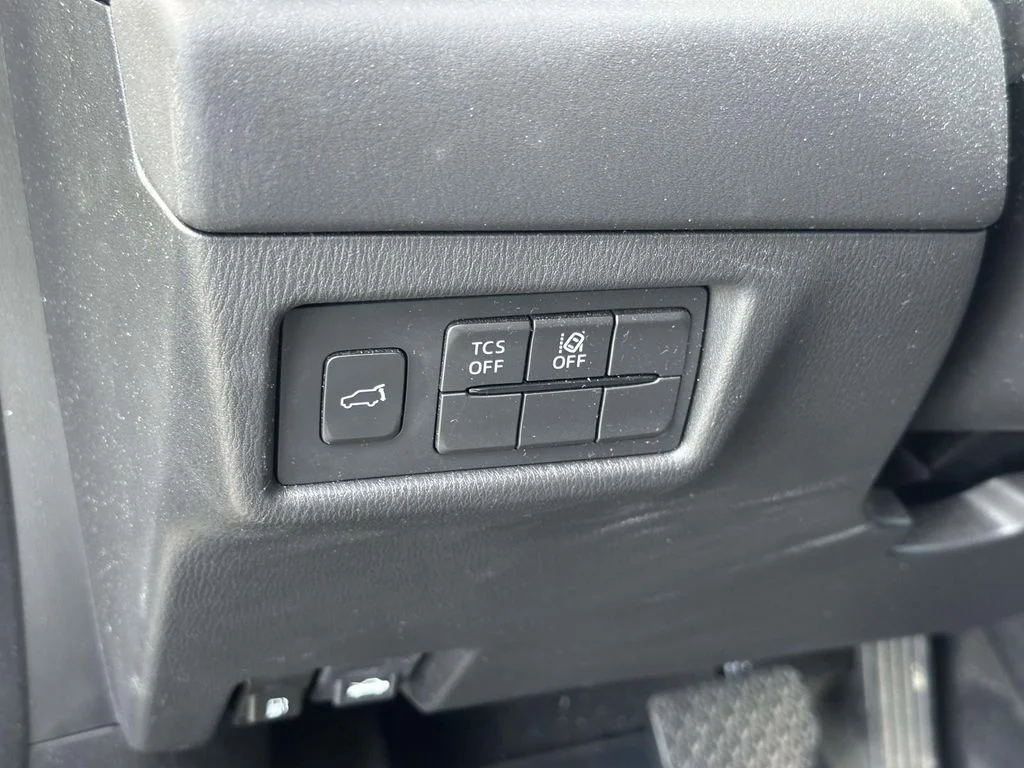 Used 2020 Blue Mazda Touring image 29