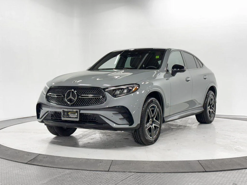 Certified Used 2026  Mercedes-Benz GLC 300 Coupe image 3