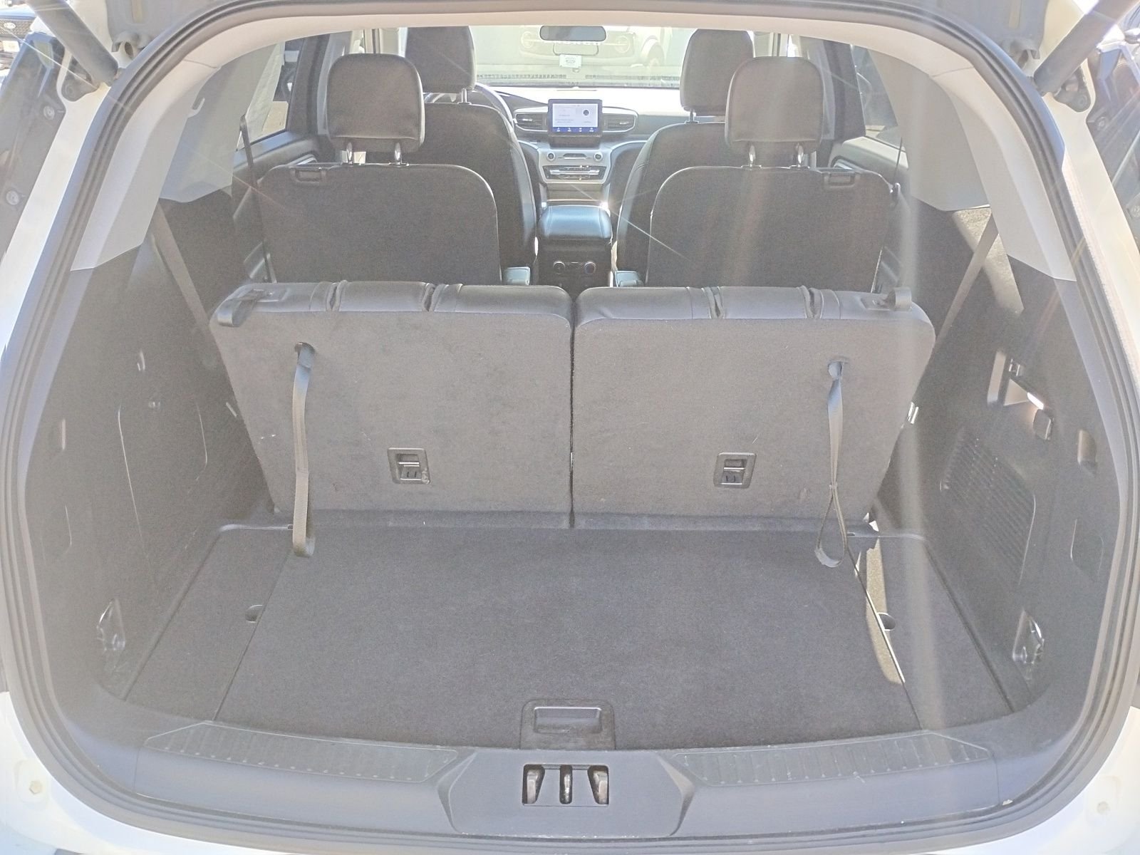 Used 2022 White Ford XLT image 11