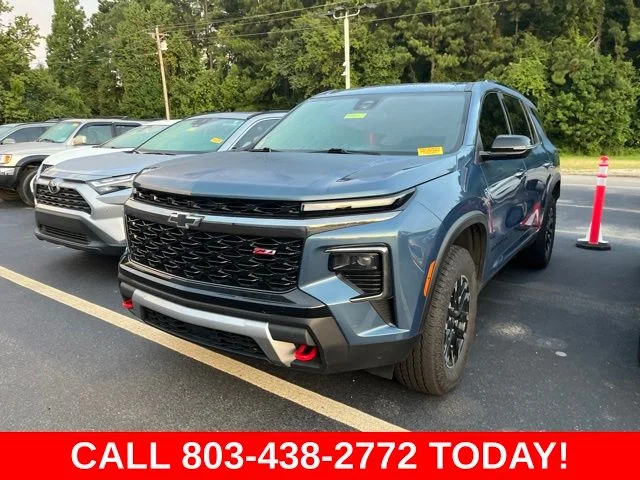 Used 2025 Blue Chevrolet Z71 image 2