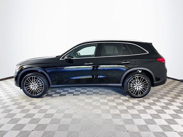 New 2026 Black Mercedes-Benz GLC 300 image 35