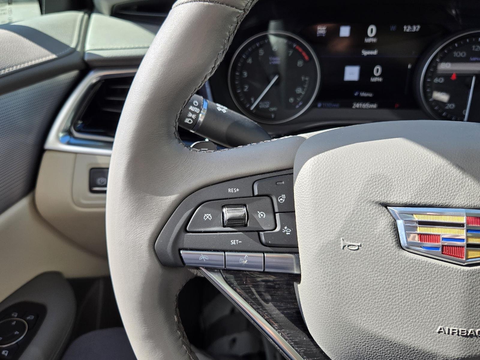 2024 Cadillac XT6 Premium Luxury - Photo 31