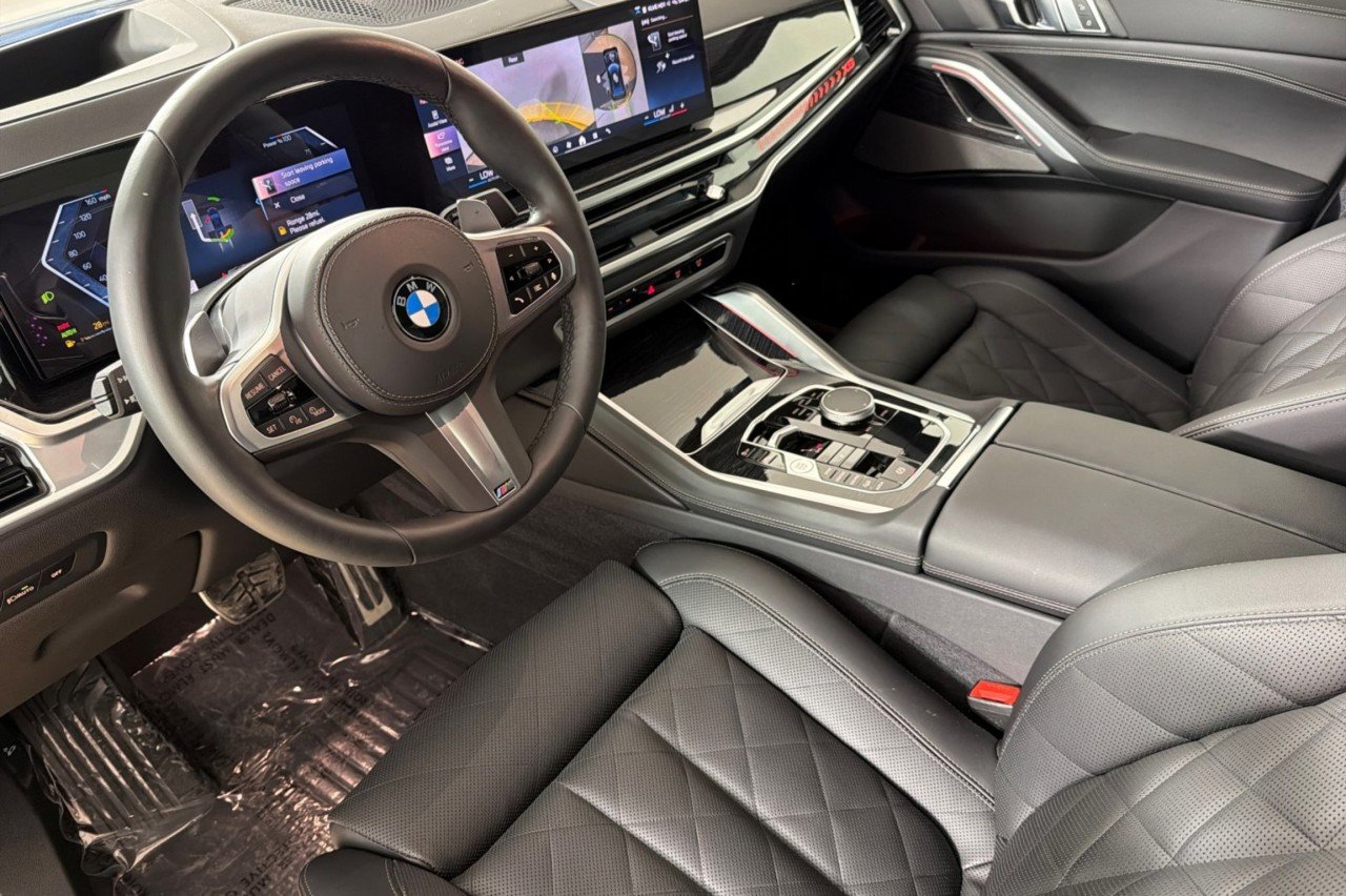 Used 2026 BLACK BMW xDrive40i image 9