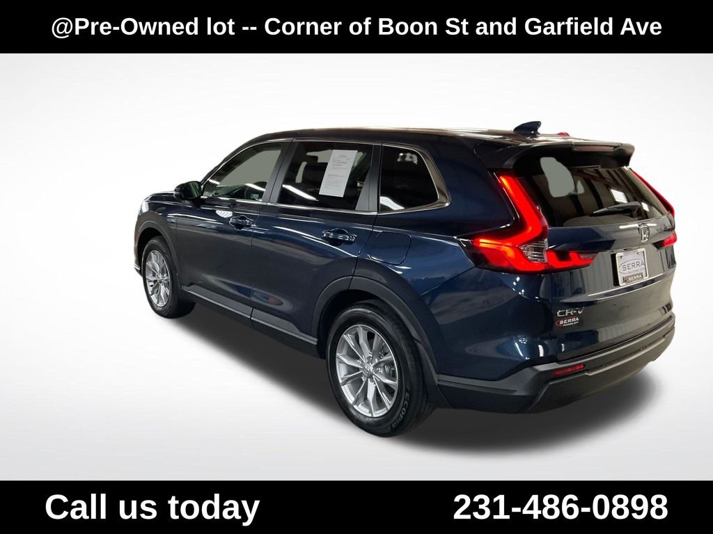 Used 2024  Honda EX-L image 3