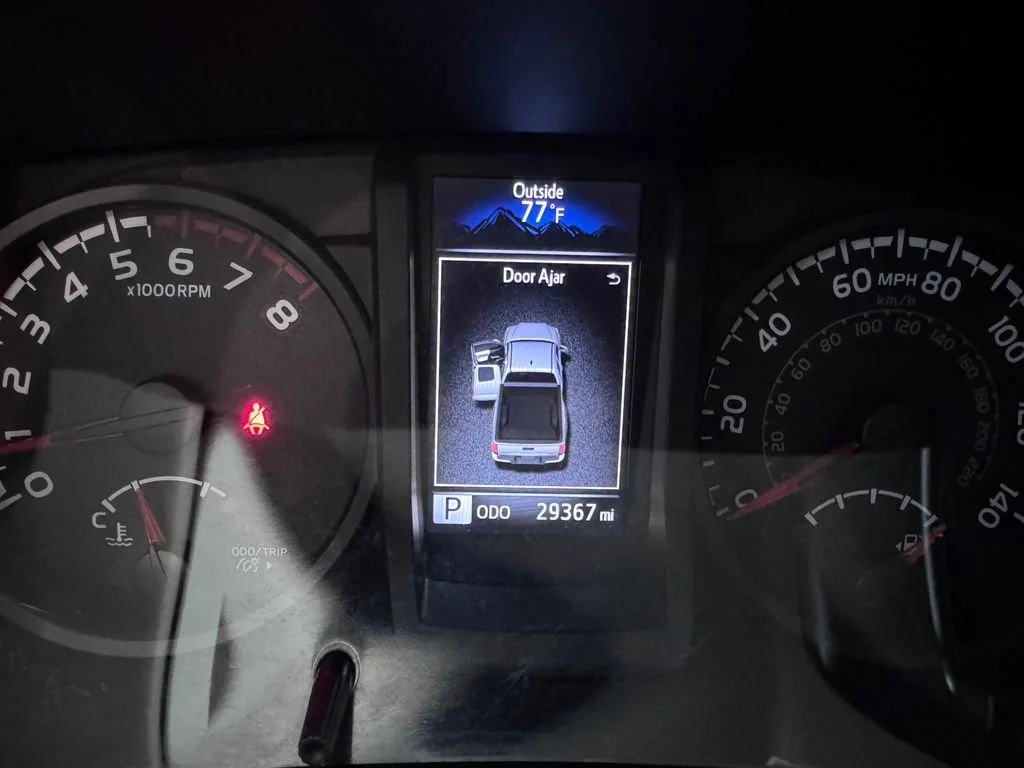 Certified Used 2018 Gray Toyota SR image 17