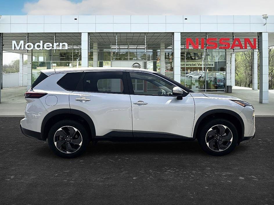 Used 2025 Brilliant Silver Metallic Nissan SV image 6