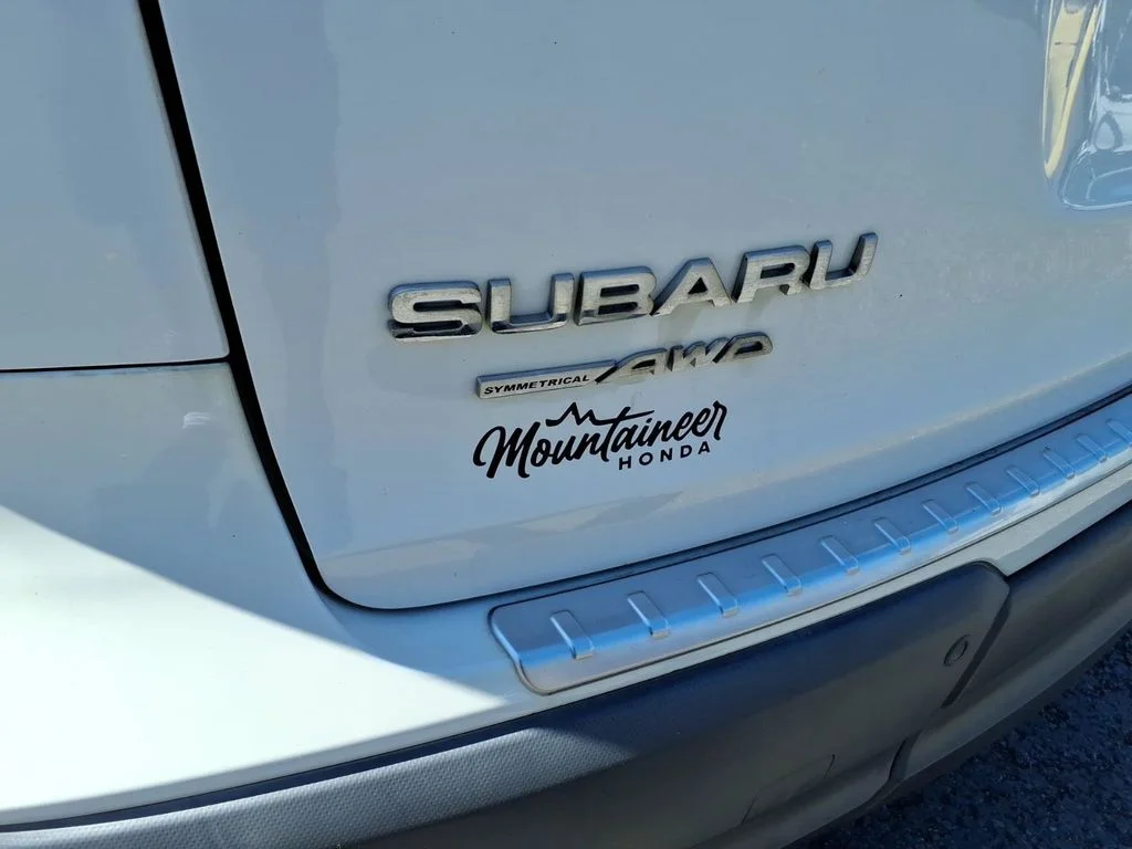 Used 2019 White Subaru Touring image 28