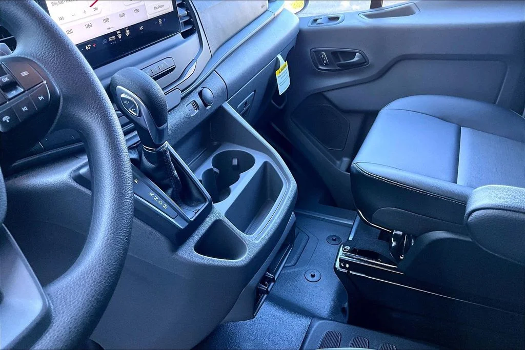 New 2026 Oxford White Ford Cargo Van image 8