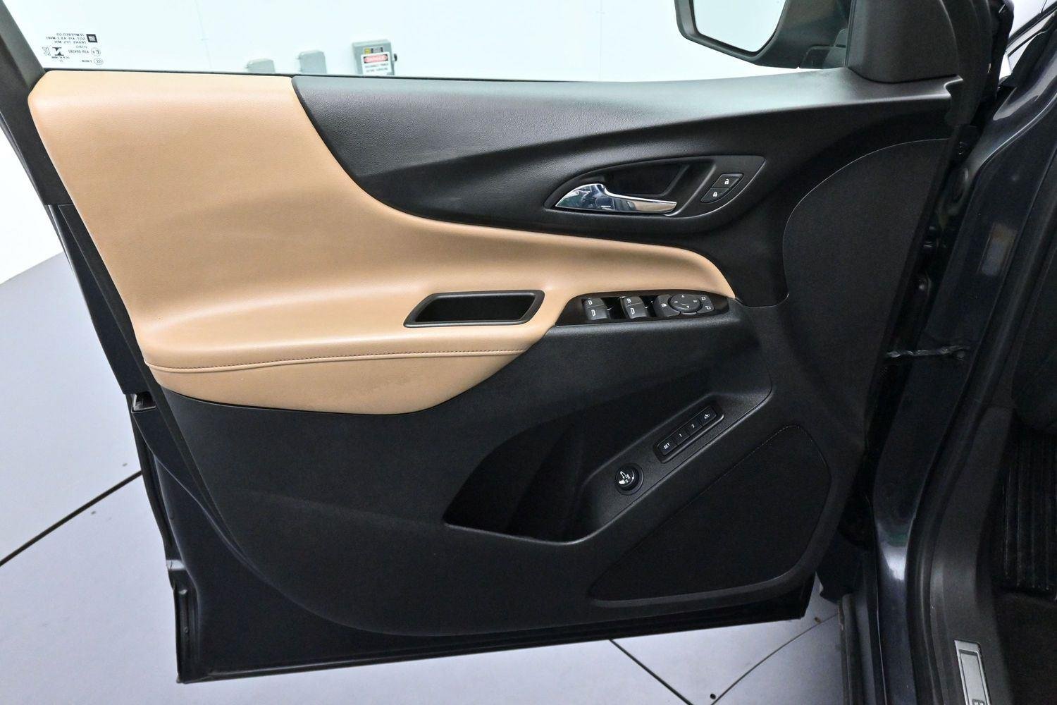 Used 2022 Iron Gray Metallic Chevrolet Premier image 11