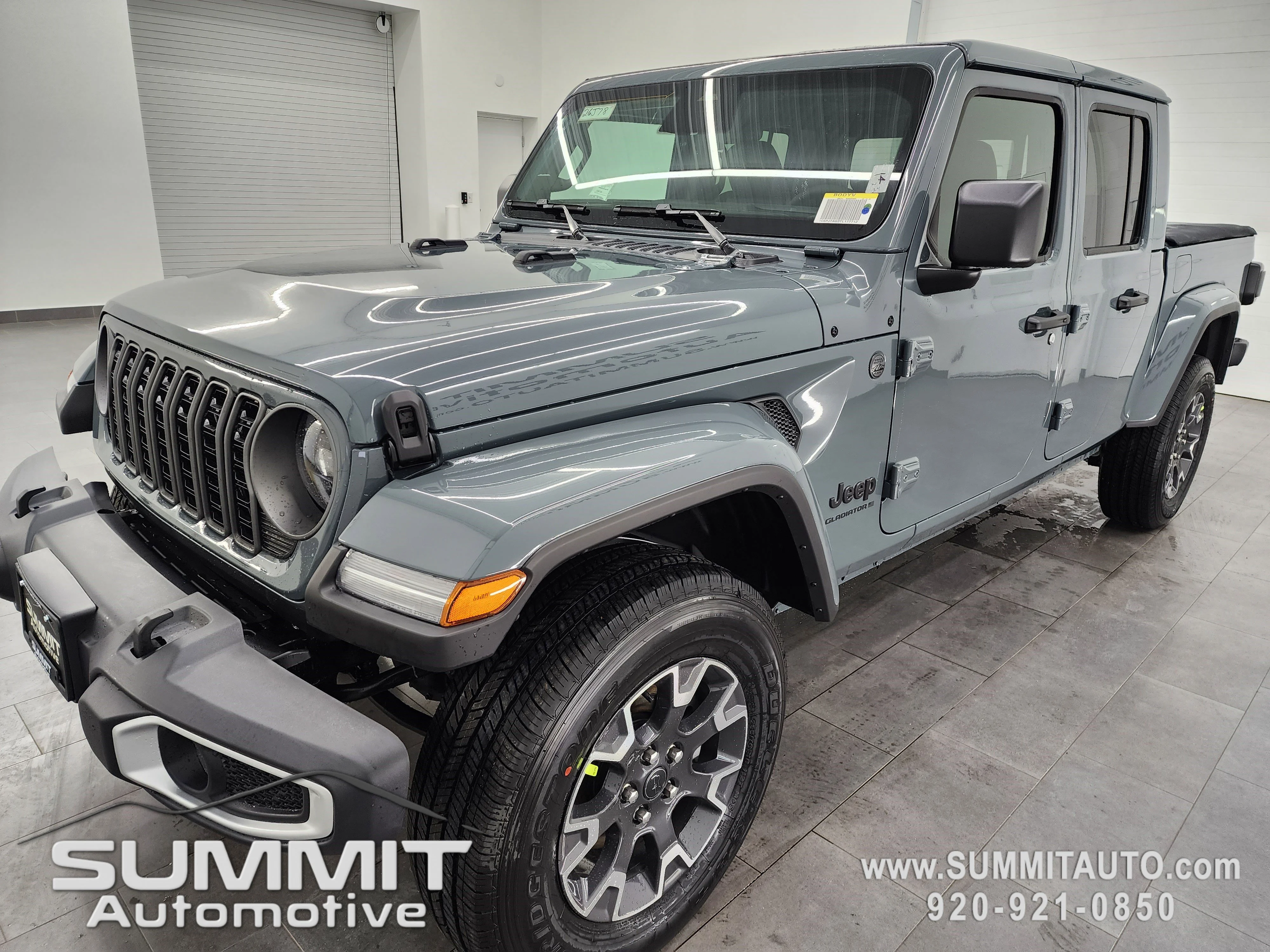 New 2026 Anvil Clear-Coat Exterior Paint Jeep Sahara image 7