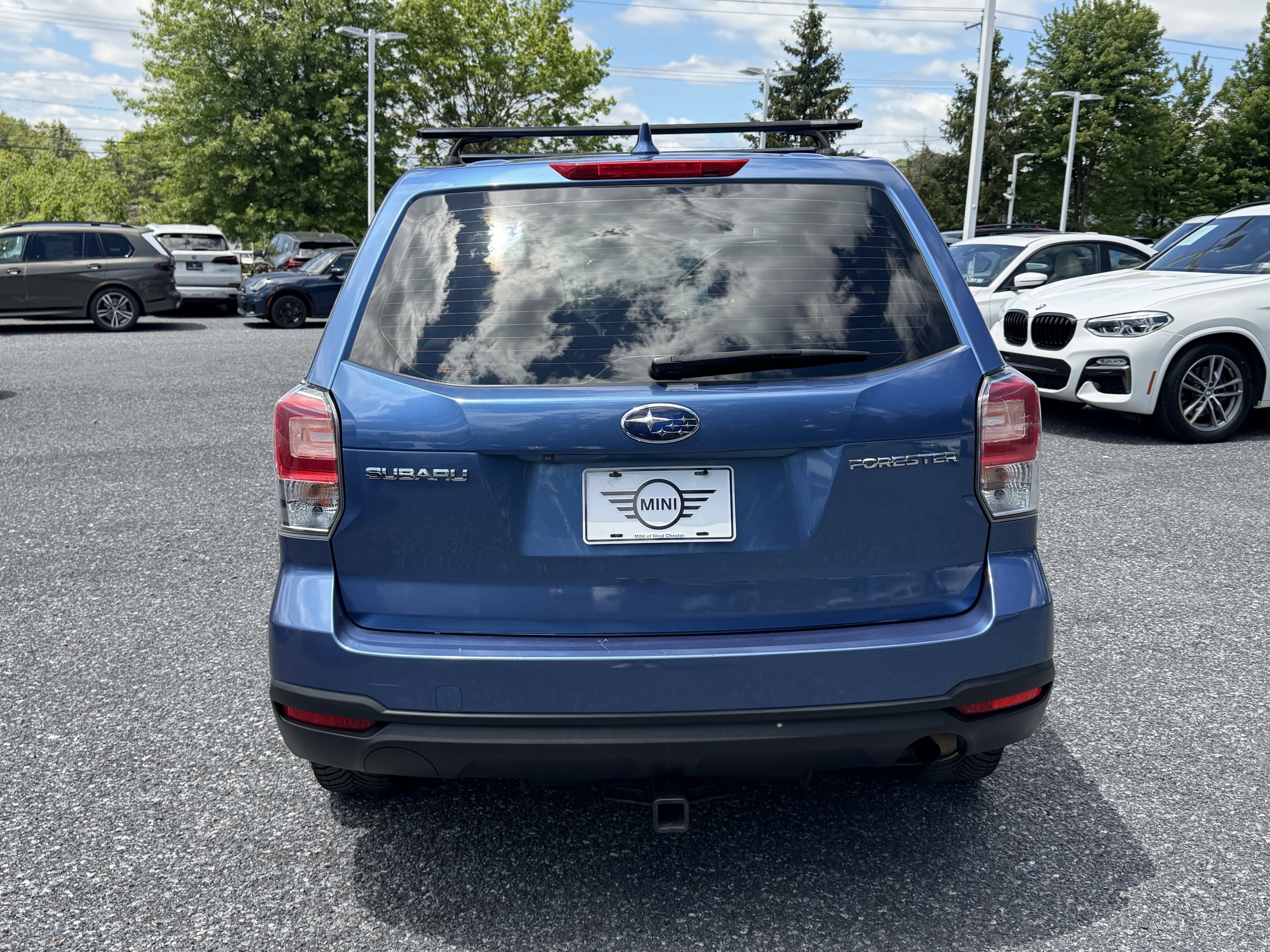 Used 2017 QUARTZ BLUE PEARL Subaru 2.5i image 5