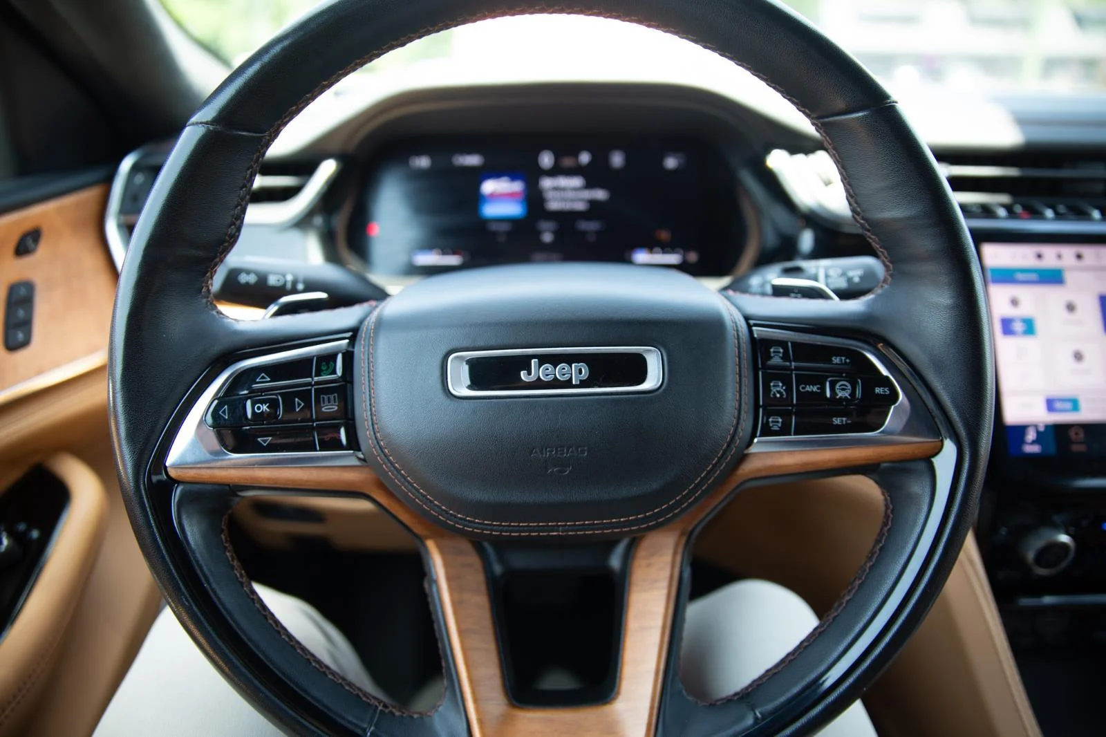 2023 Jeep Grand Cherokee L Summit Reserve - Photo 11