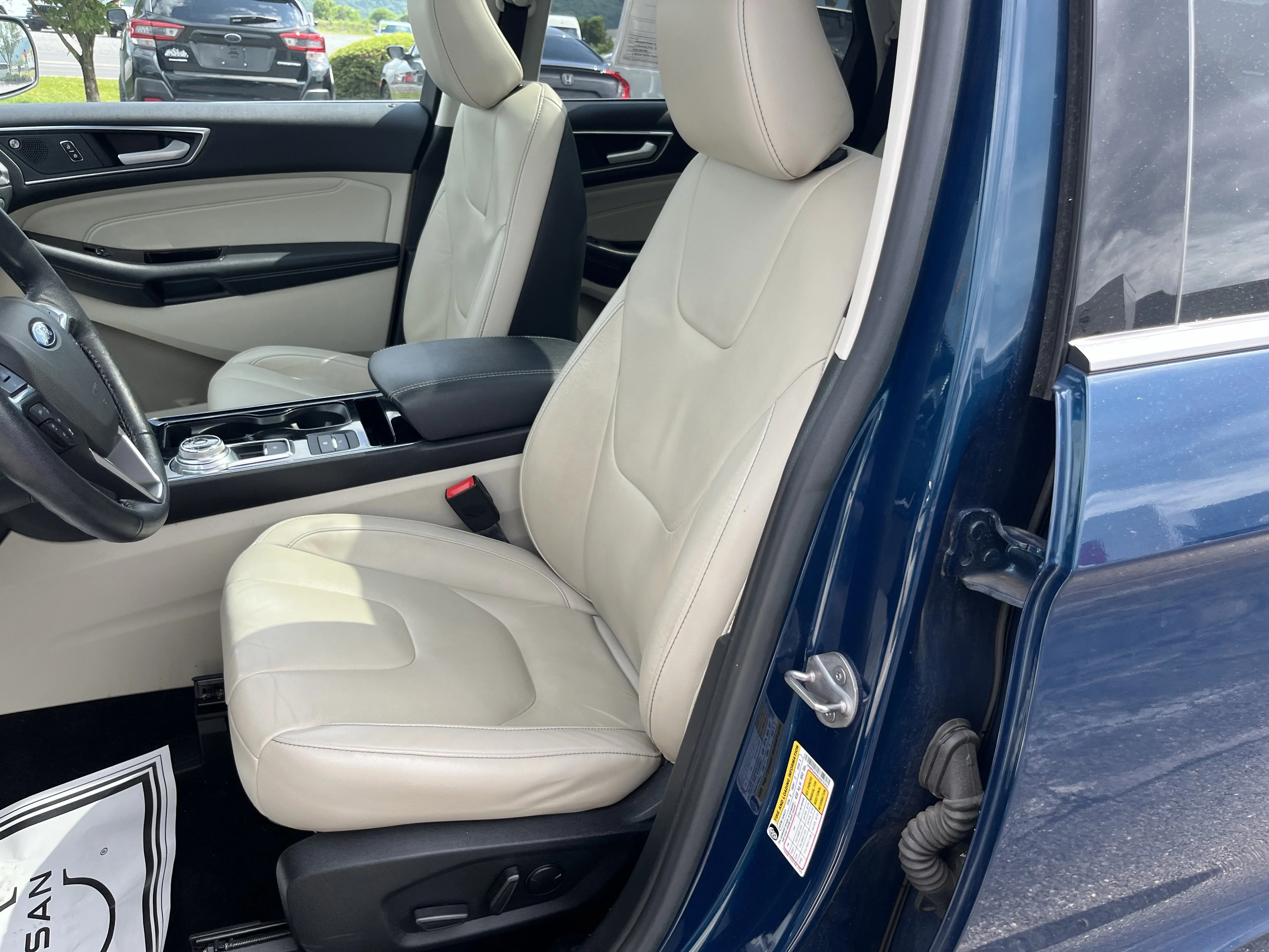 Used 2020 Green Metallic Ford Titanium image 16