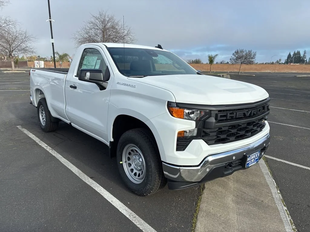 New 2026 Summit White Chevrolet WT image 1