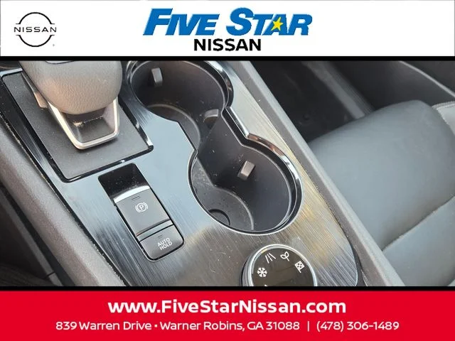 Used 2024 Blue Nissan SL image 25