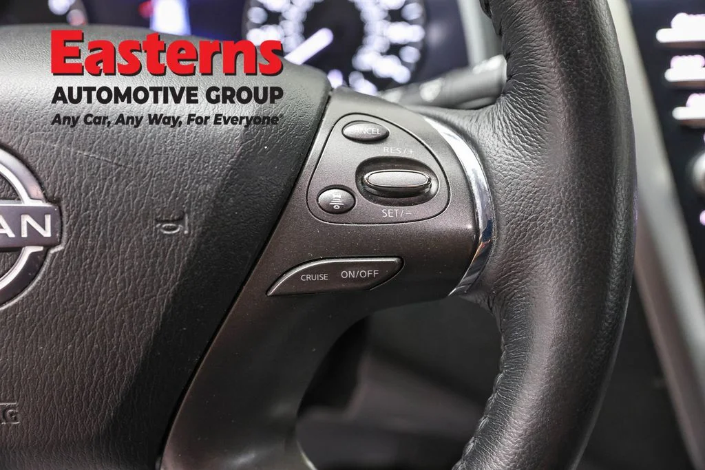 Used 2023 White Nissan SL image 16