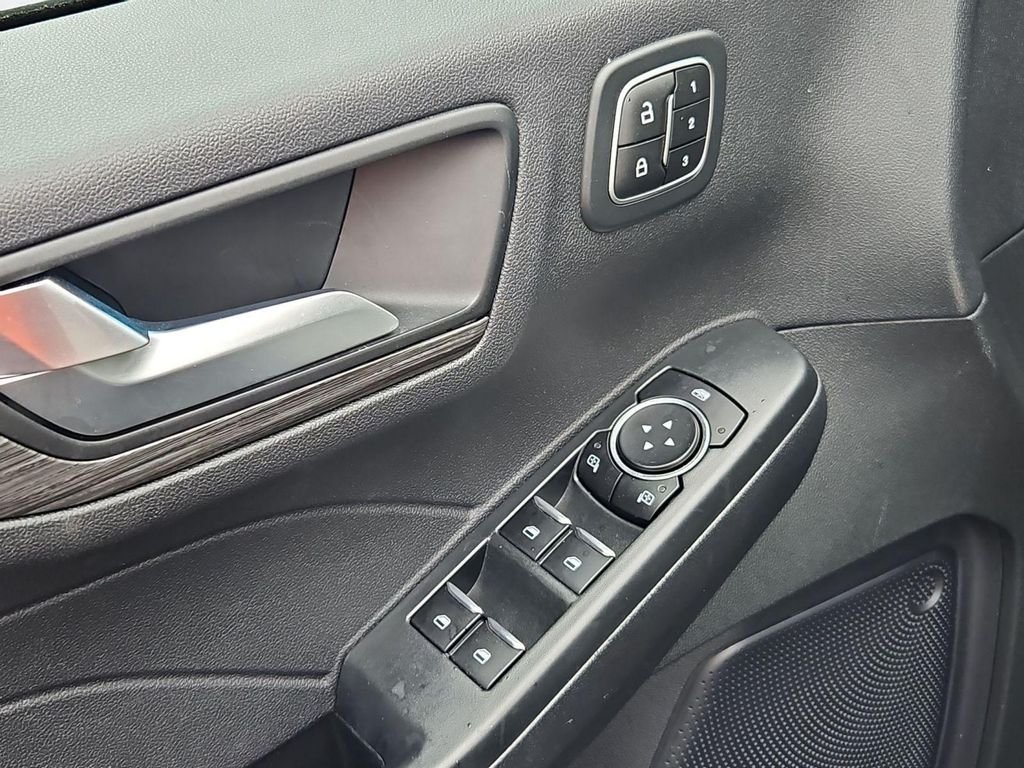 2023 Ford Escape Platinum - Photo 11