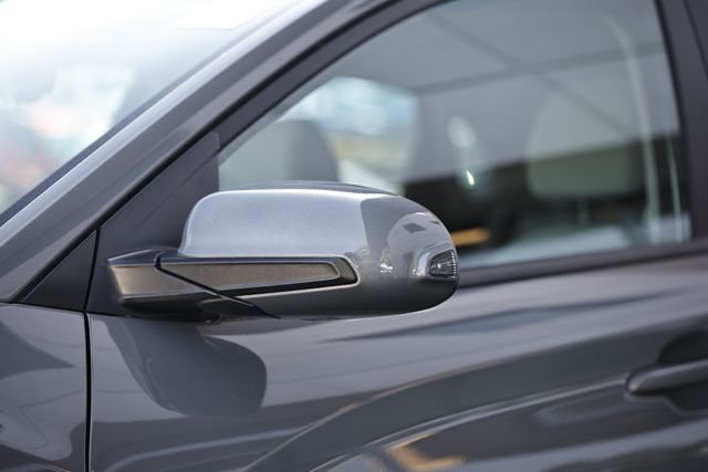 Used 2023 Galactic Gray Hyundai SE image 12