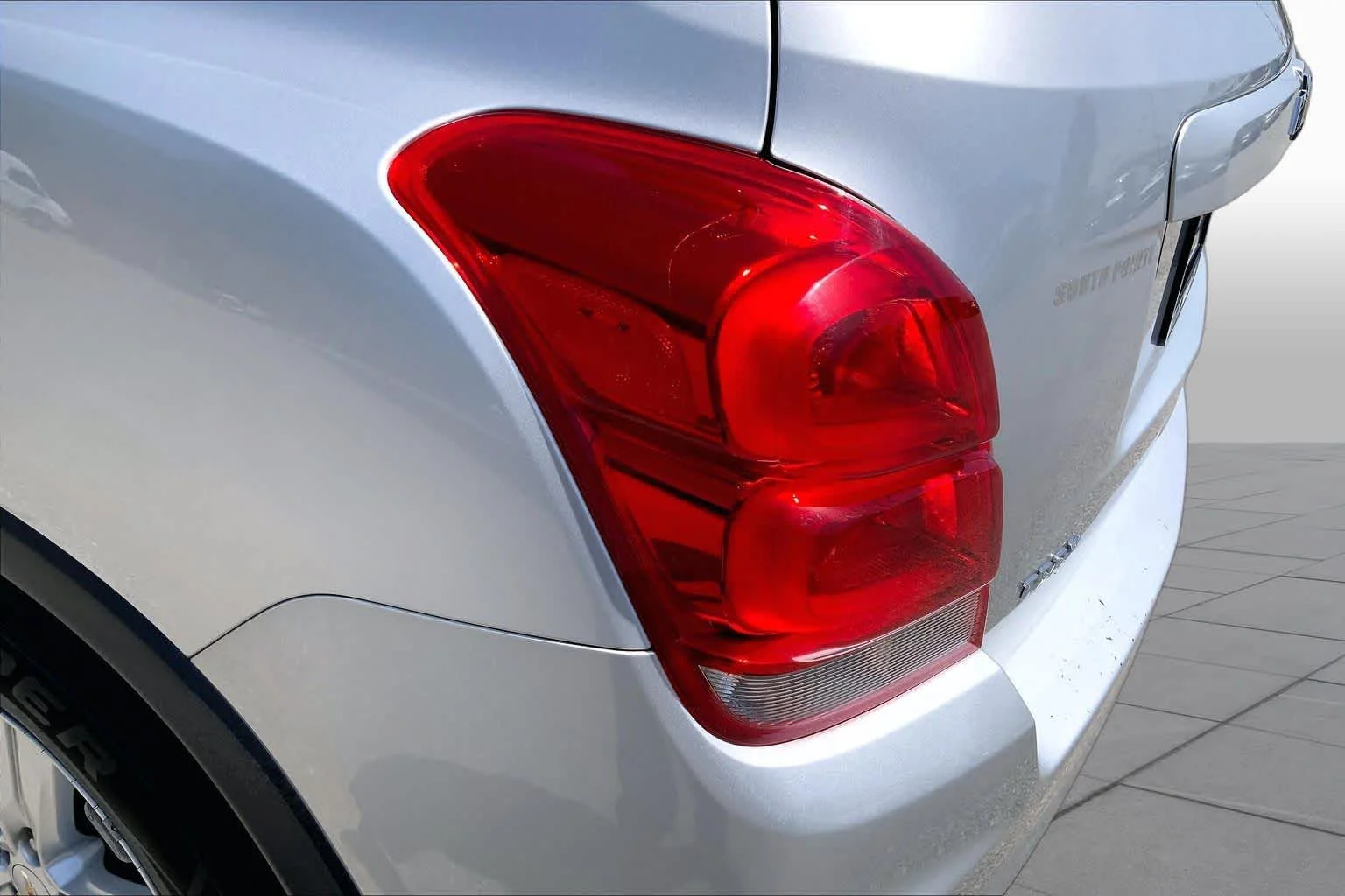 Used 2017 Silver Ice Metallic Chevrolet LT image 29
