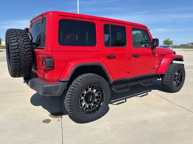 Used 2024 Red Jeep Sahara image 27