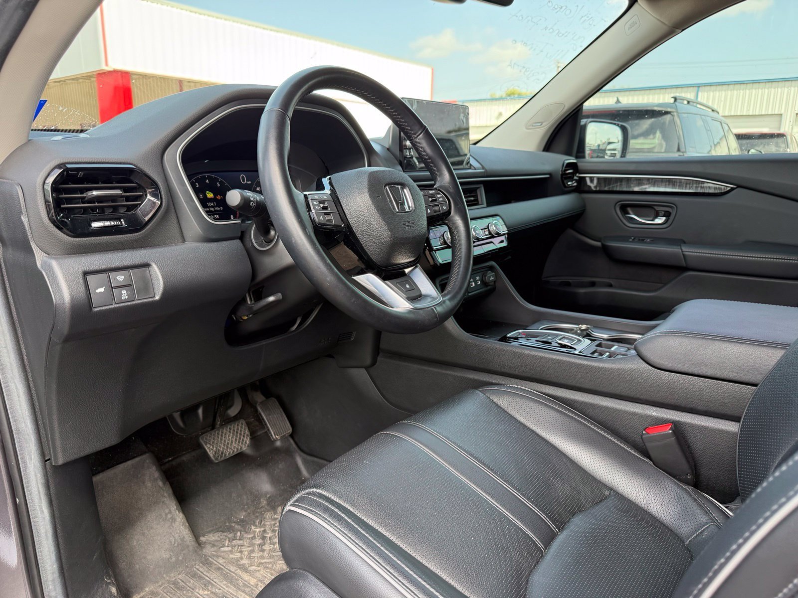 Used 2024 Gray Honda Elite image 10