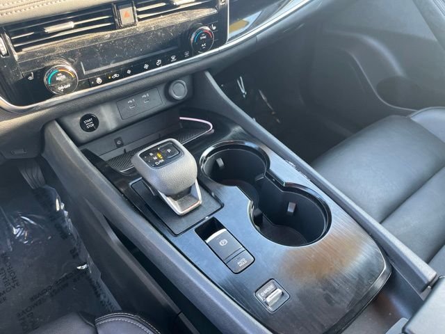 Used 2024 White Nissan SL image 24