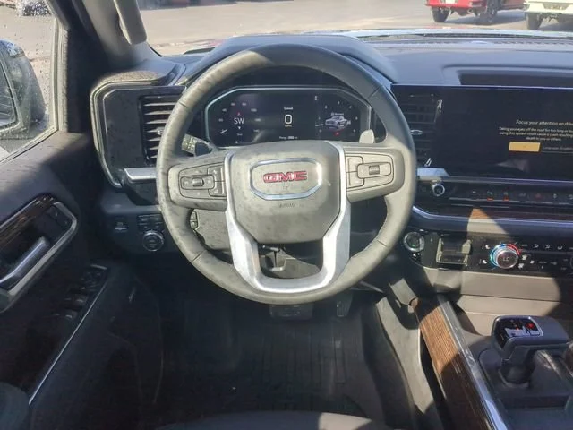 New 2026 Sterling Metallic GMC Elevation image 14