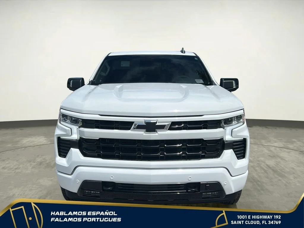 Used 2026 Summit White Chevrolet RST image 9