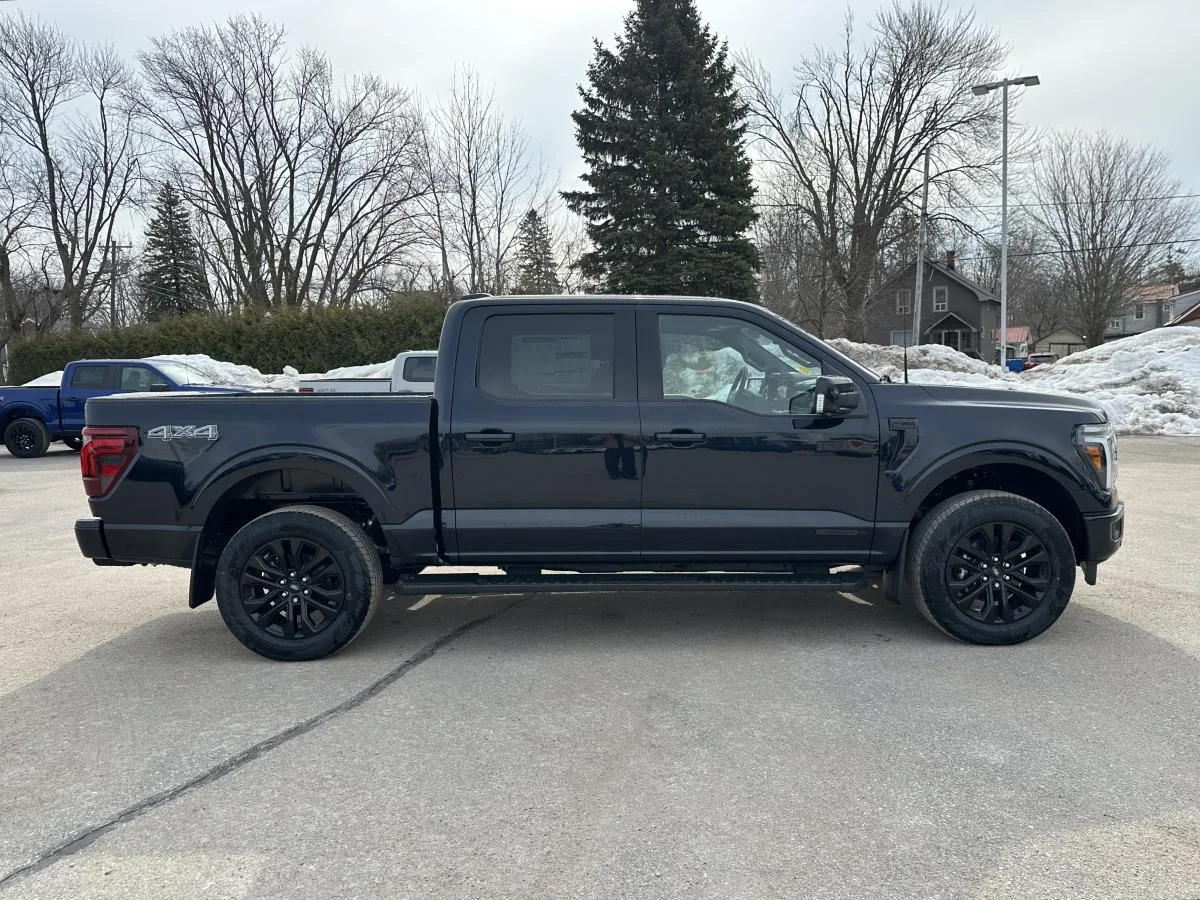 Used 2026 Blue Ford Lariat image 6