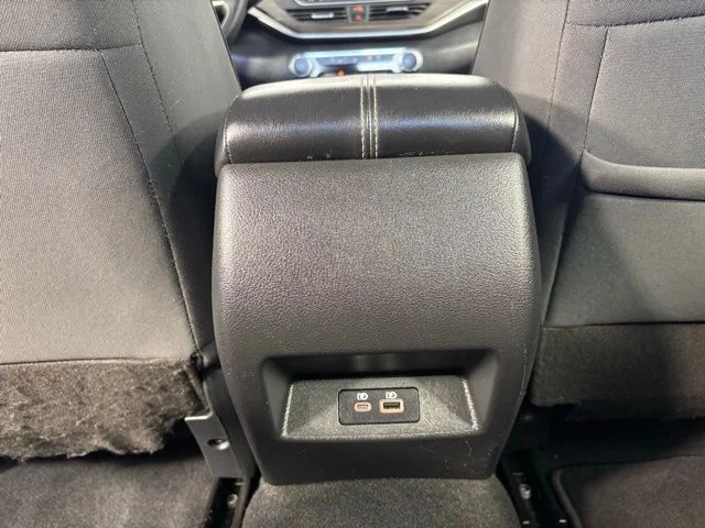 Used 2023 White Nissan 2.5 SV image 31