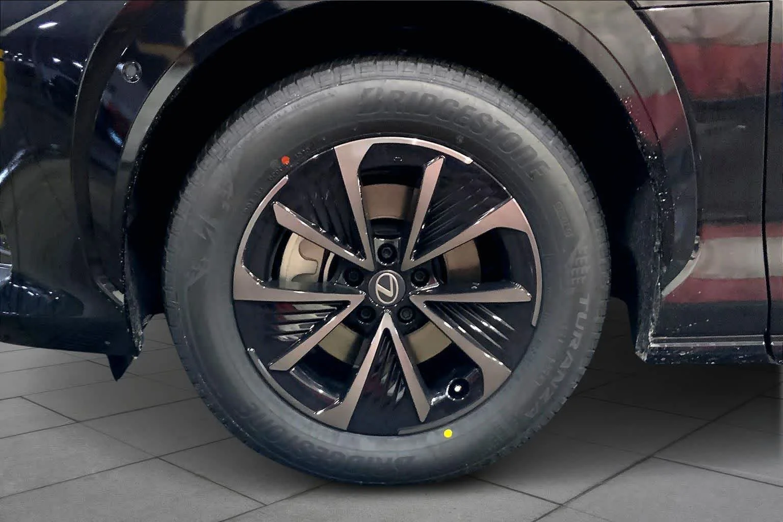 2026 Lexus RZ Premium - Photo 11
