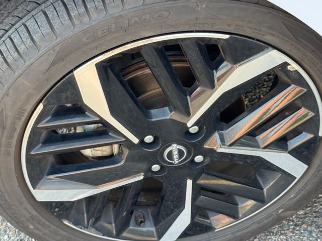 Used 2024 Gray Nissan 1.6 SR image 9