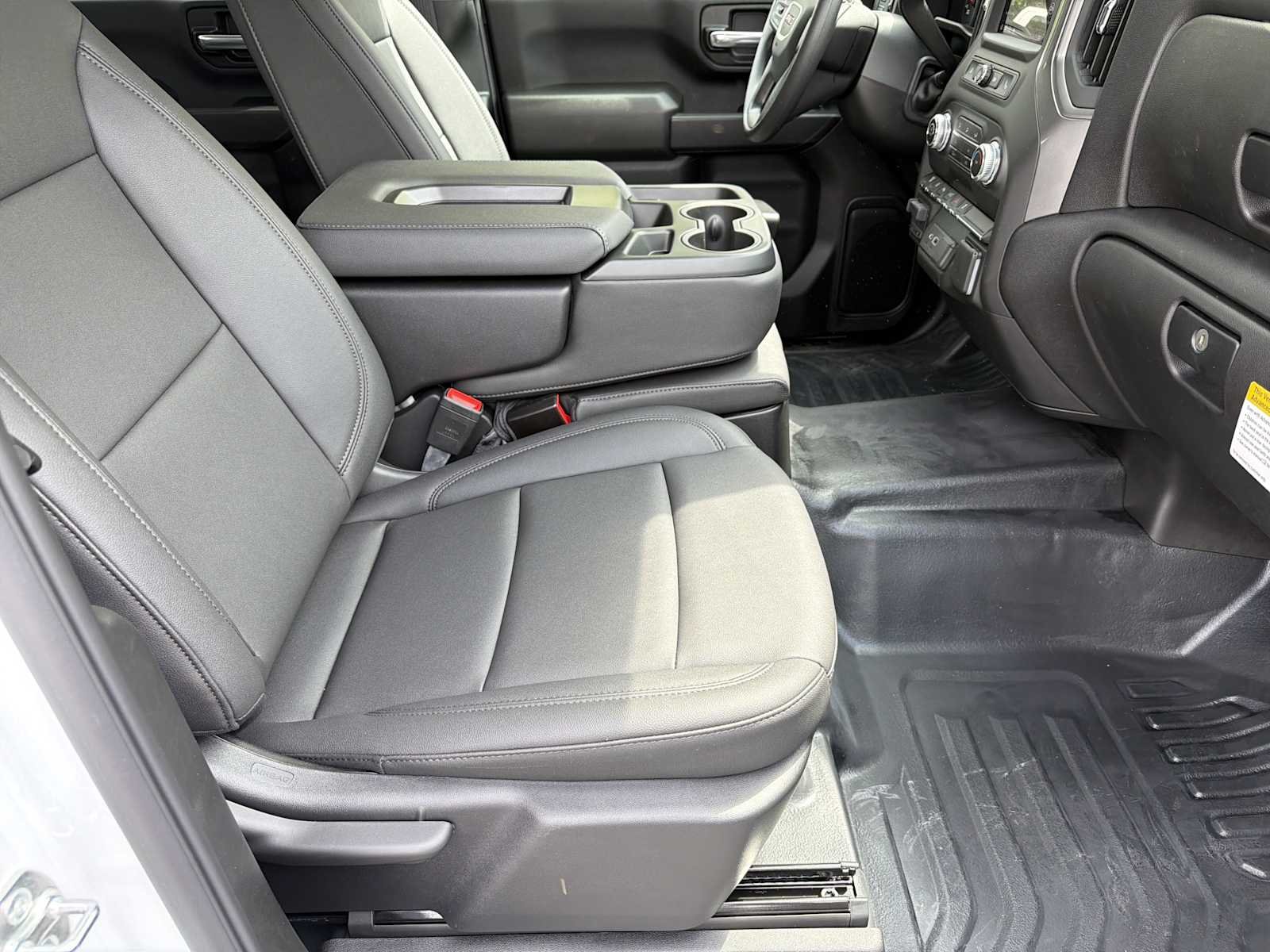 2026 GMC Sierra 3500HD Pro - Photo 11