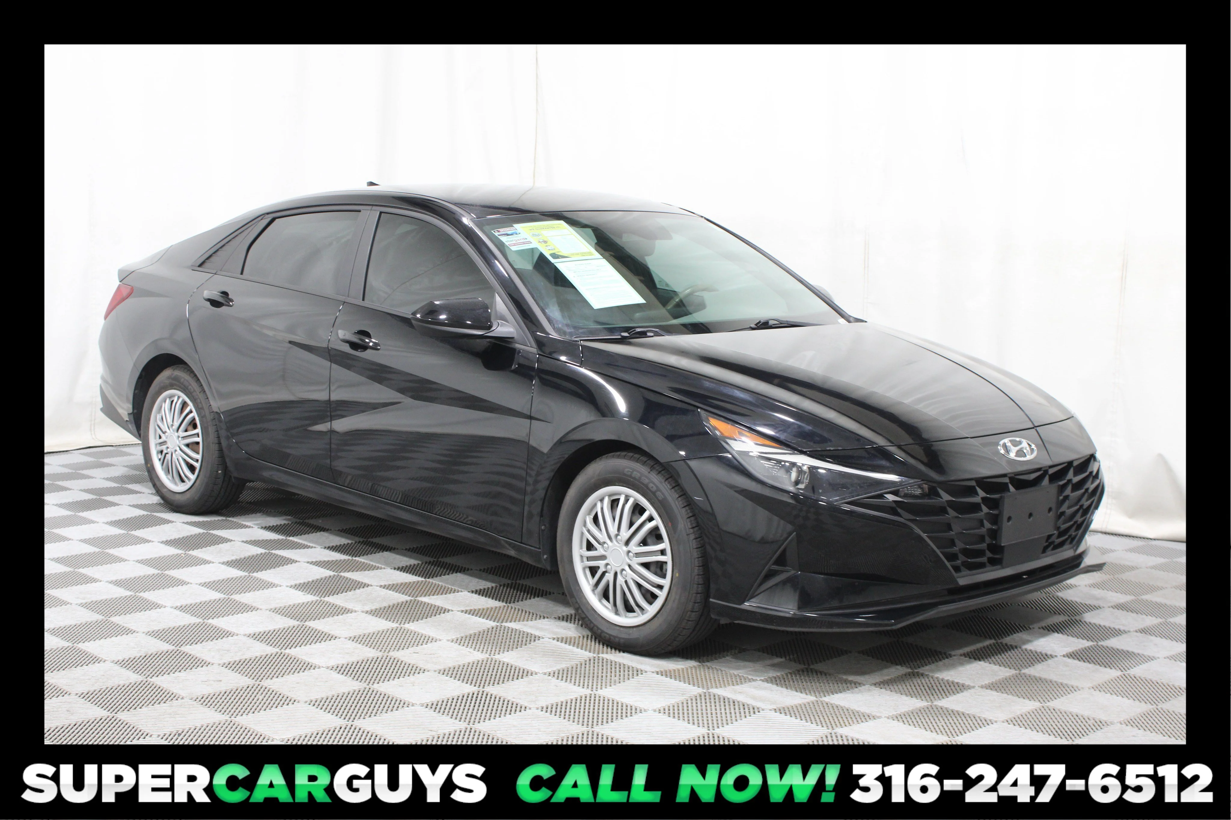 Used 2023 Onyx Black Hyundai SEL image 1