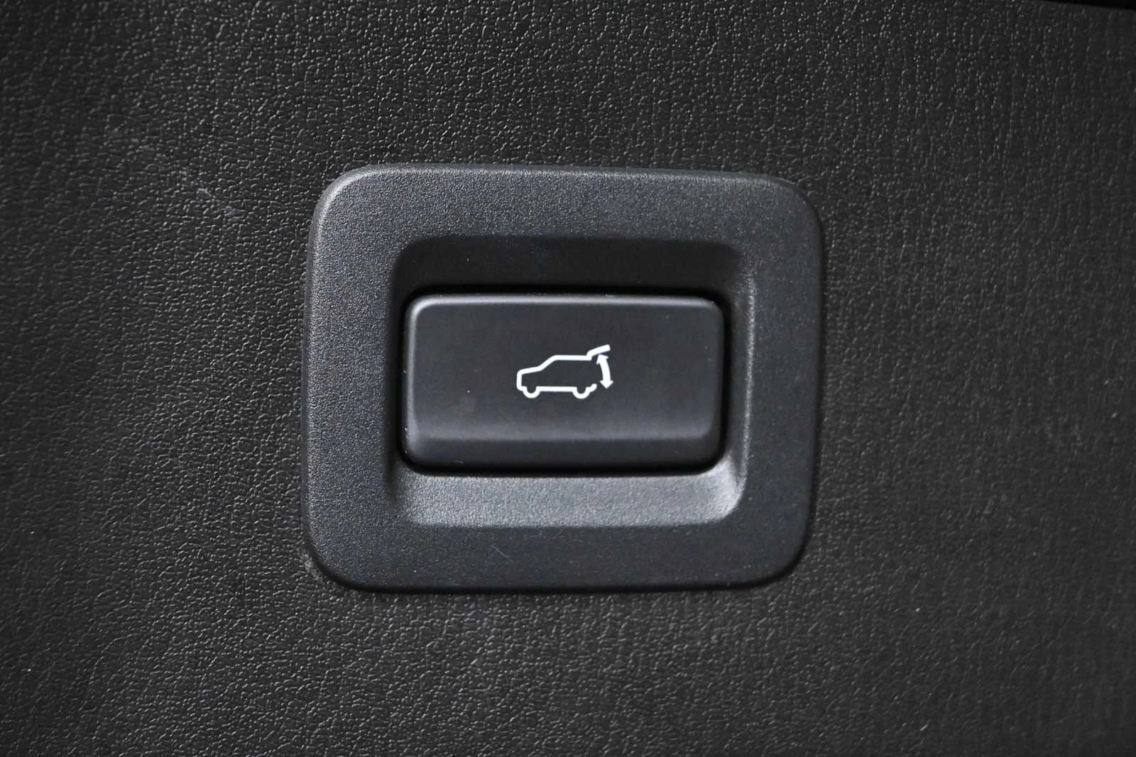 Used 2019 Jet Black Mica Mazda Signature image 10
