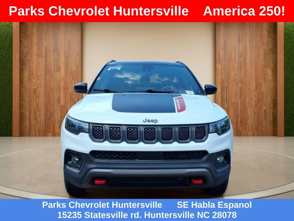 Used 2024 White Jeep Trailhawk image 2